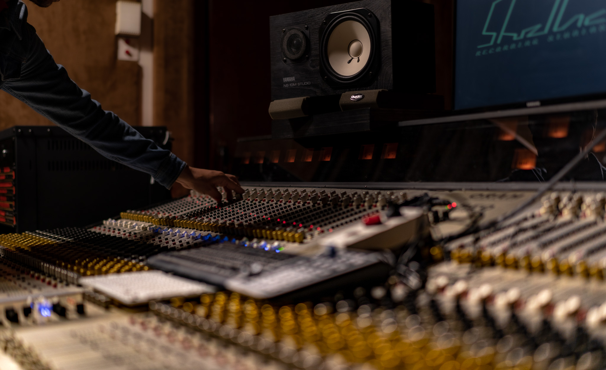 Shellac Recording Studios - Recording, Mixing & Mastering Studio. Music ...